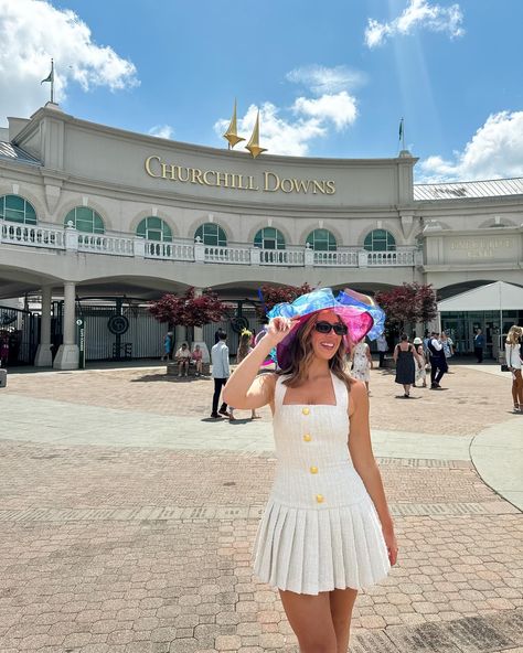 me to mystik dan yesterday 😘 🏇🏇🏇 first kentucky derby in the books! ‘twas a family affair!!! who wants to go back next year? 👀 Derby Dresses, Kentucky Derby Aesthetic, Derby Outfits For Women, Kentucky Derby Outfit For Women, Kentucky Derby Outfit, Derby Dress, Derby Outfits, Polo Match, Polo Classic