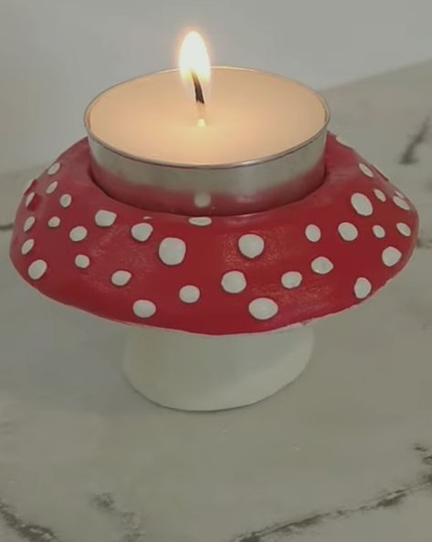 Cute and simple DIY candle holder made from air dry crayola clay and acrylic paint ❤️ (original photo and art by Smiling Unicorn) Air Dry Clay Tealight Holder Diy, Air Dry Clay Tealight Holder, Crayola Clay, Clay Tealight Holder, Diy Photo Holder, Diy Candle Holder, Clay Inspo, Fake Candles, Clay Candle