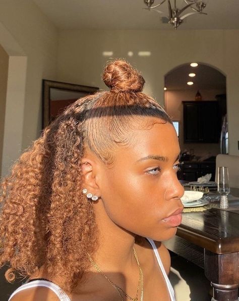 Hair Dye Colours Black Women, Honey Blonde Hair Natural Hair, Honey Brown Hair On Black Women, Honey Brown 4c Hair, 4c Hair Color Ideas, Brown 4c Hair, Dyed Natural Hair For Black Women, Hair Ideas Natural Hair, Hairstyles Type 4 Hair