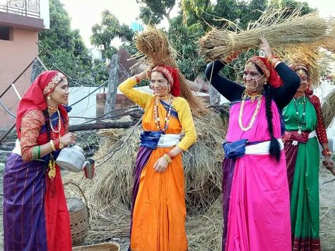 Kumoni  style## Uttrakhand Art, Pahadi Culture, Indowestern Dresses, Large Nose, Ethnic Wears, Village Photography, Ancient India, Hindu Temple, Monday Blues