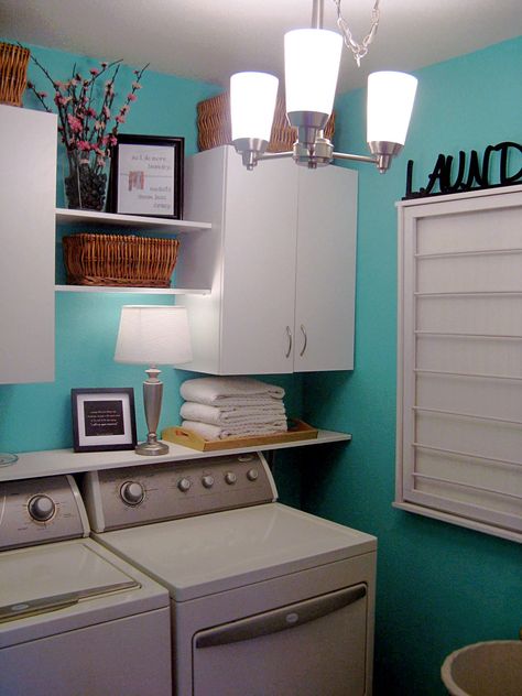 Inspiration for Moms dryingrack1edited Laundry Room Makeovers, Laundry Room Update, Tiny Laundry Rooms, Room Storage Diy, Room Makeovers, Laundry Room Cabinets, Laundry Room Diy, Small Laundry Rooms, Small Laundry Room