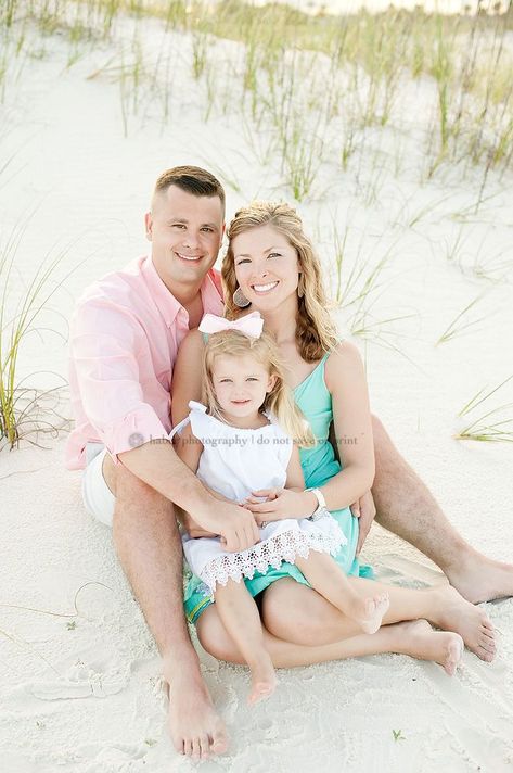 family of three on the beach Family Beach Pics, Family Beach Pictures Poses, Gulf Shores Beach, Family Beach Portraits, Beach Photo Session, Family Beach Pictures, Family Photo Pose, Family Of 3, Beach Family Photos