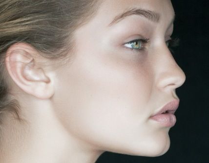 Gigi Hadid Side Profile, Gigi Hadid Before, Lindsay Lohan Hair, Gigi Hadid Modeling, Upturned Nose, Ideal Face, Nose Jobs, Gigi Hadid Looks, Straight Nose