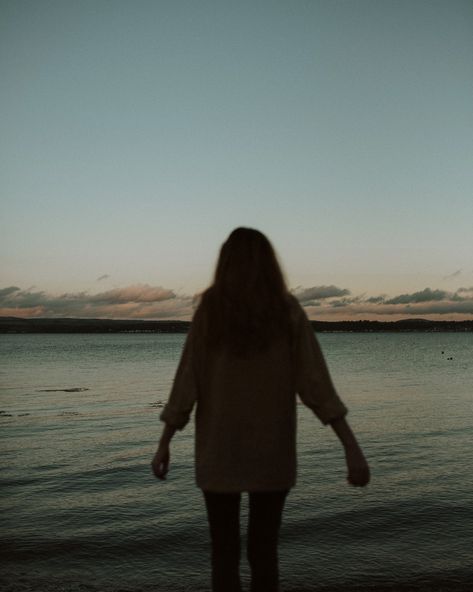 Urban Photography Portrait, Blue Hour Photography, Photography Artistique, Scotland Elopement, Branding Portraits, Beaches Film, Film Photos, Pics Inspo, Beach Pics