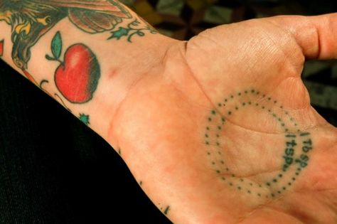 Teaspoon and Tablespoon Tattoo Chef Hand Tattoo, Teaspoon Tablespoon Tattoo, Chef Tatoos, Chefs Tattoo Ideas, Chef Inspired Tattoos, Chef Tattoos Culinary, Culinary Tattoos, Palm Tattoo, Aa Tattoos