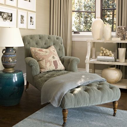 . Bedroom Chaise, Teal Lamp, Tufted Chaise Lounge, Lamp Stand, Bedroom Seating, Decoration Inspiration, Chaise Lounge Chair, A Living Room, A Chair