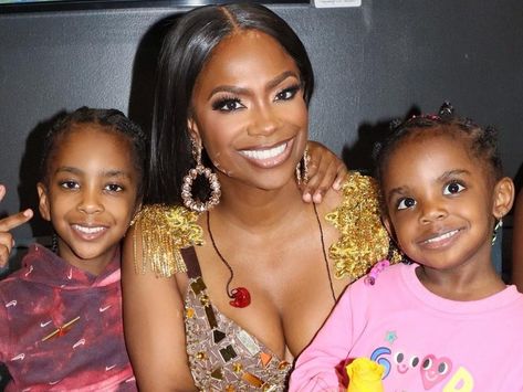 The Most Adorable Moments Of Kandi Burruss With Her Children Booked And Busy, Cute Family Pictures, Kandi Burruss, Tropical Birthday, Family Christmas Cards, Housewives Of Atlanta, Twitter Trending, Celebrity Moms, Cute Family