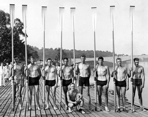 1936 US Rowing mens team Rowing Aesthetic, Olympic Rowing, 1936 Olympics, Boys In The Boat, Uw Huskies, Rowing Crew, Rowing Team, Crew Team, Loving Life