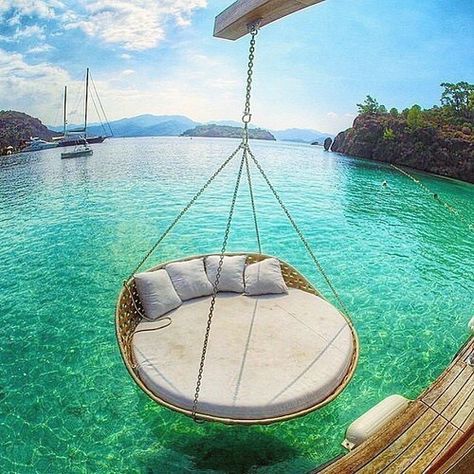 Crazy Rooms, Water Hammock, Hanging Beds, Hanging Bed, Outdoor Hammock, Summer Porch, Comfortable Bedroom, Swinging Chair, Hanging Chair