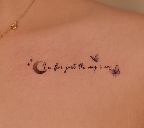 Neck Tattoos Women Collar Bone, Color Bone Tattoos For Women Unique, Neck Bone Tattoo Women, Tattoos For Collarbone, Chest Collar Bone Tattoo, Stylish Tattoos Women, Tattoo On Chest Women, Clavicle Tattoos For Women Quotes, Tattoos On Chest For Women