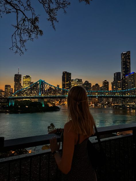 skyscrapers by night Brisbane City Aesthetic Night, Brisbane City Aesthetic, Brisbane Australia Aesthetic, Brisbane Aesthetic, Brisbane Photography, Australia Aesthetic, Australia Brisbane, Semester Abroad, Australia Country