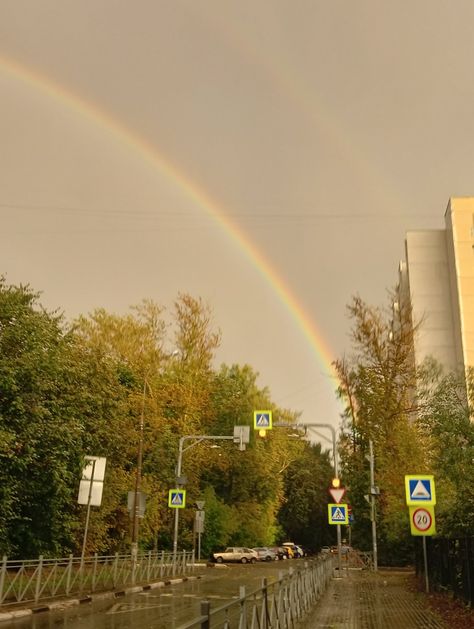 Sun Showers Aesthetic, Sunny Rain Aesthetic, Sophiecore Aesthetic, Summer Rain Aesthetic, Soul Aesthetics, Rain Vibes, Sunny Rain, Sunshine Rain, Rain Street