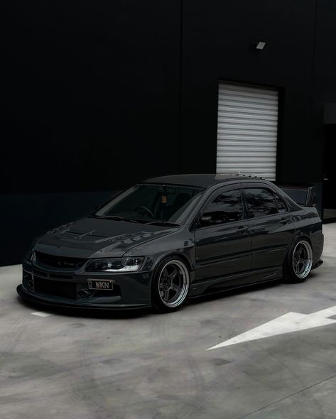 Evo 9, Mitsubishi Cars, Shop Car, Lancer Evo, Evo X, Mitsubishi Evo, Mitsubishi Motors, Custom Tee, Japan Cars