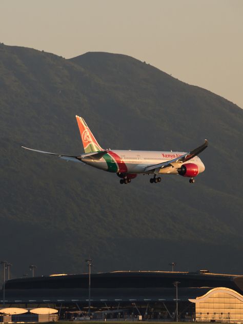 Kenya Airways B787-8 Kenya Airways, Airplane Pics, British Airways, Kenya, Passenger, Flight, Aircraft, Quick Saves