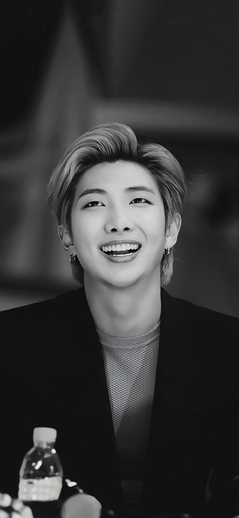 𝐧𝐚𝐦𝐣𝐨𝐨𝐧 𝐰𝐚𝐥𝐥𝐩𝐚𝐩𝐞𝐫. hd phone wallpaper #namjoon #kimnamjoon #rm #bts #방탄소년단 #btswallpaper #btslockscreen Rm Hd Pictures, Namjoon Hd Pics, Bts Rm Photos, Rm Cute Pics, Rm Handsome Pics, Namjoon Wallpaper, Namjoon Pics, Photos Of Eyes, Bts Namjoon