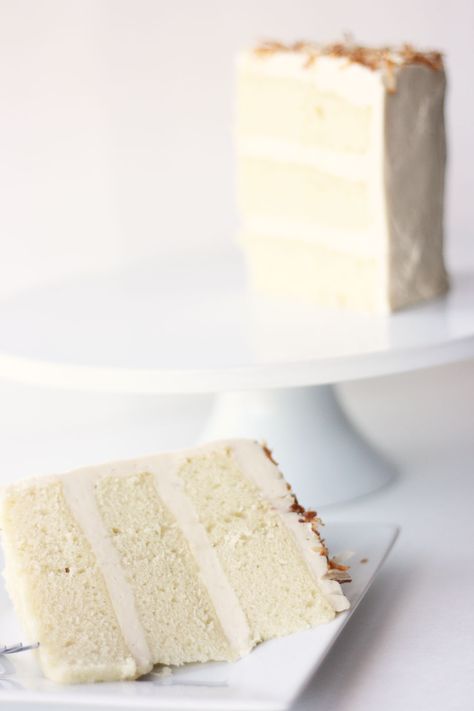 Coconut Wedding Cake, Moist Coconut Cake Recipe, Coconut Wedding, Moist Coconut Cake, Coconut Cakes, Rose Cakes, Bakery Goods, Cake Paper, Coconut Cake Recipe