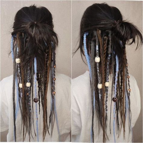 Hairstyles For Half Dreads, Under Hair Dreads, Under Dreads Hair, Half Head Dreads Hairstyles, Dredy Hair Girl, Half Dreaded Hair Short, Avatar Inspired Hair, Half Dreads Partial Dreadlocks, Partial Dreads Hairstyles