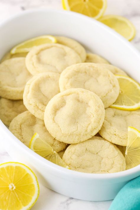 Chewy Lemon Cookies, Lemon Balls, Lemon Sugar Cookies Recipe, Bbq Dessert, Lemon Cookie, Lemon Cookies Recipes, Lemon Sugar Cookies, Frozen Cookie Dough, Frozen Cookies