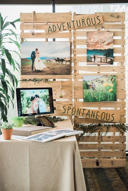 a wedding show booth created with crates #weddingshow #crates                                                                                                                                                     More Wedding Expo Booth, Wedding Show Booth, Photo Expo, Bridal Show Booths, Photography Booth, 8th Wedding Anniversary Gift, Stand Feria, Craft Market Display, Nyc Wedding Venues