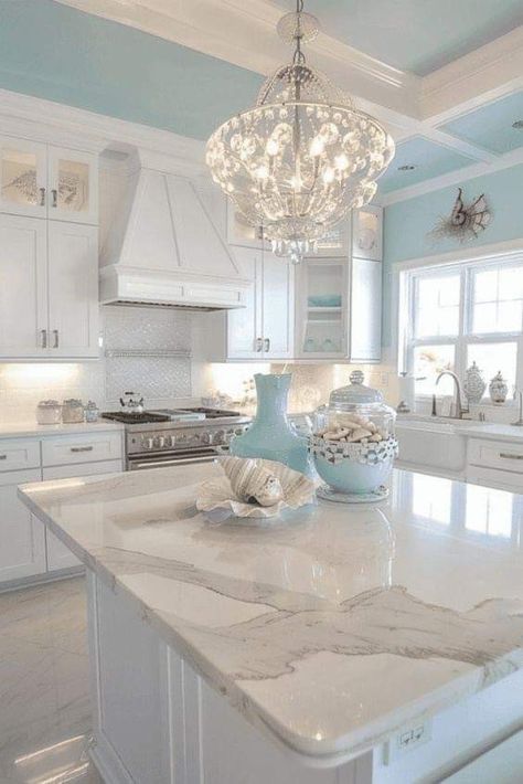 Coastal Kitchen Design, Coastal Kitchen Decor, Beach House Interior Design, Beach House Kitchens, Dream Beach Houses, Beach House Interior, Coastal Kitchen, Counter Tops, Florida Home