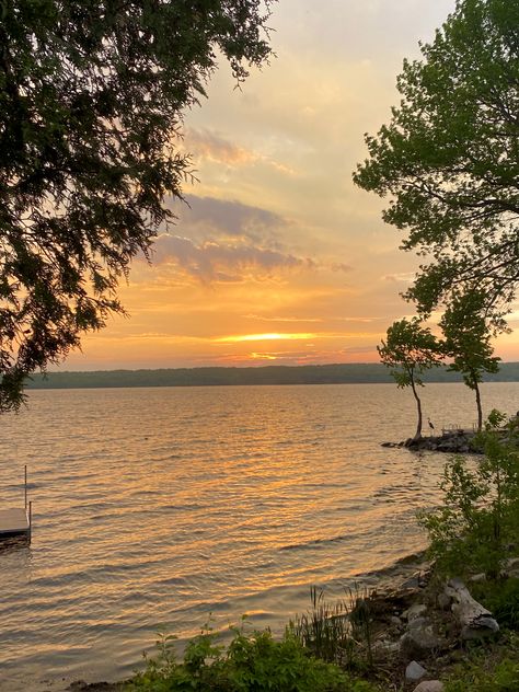 lake + sunset = dream come true Lake Sunset, Best Memories, Dream Come True, Good Time, Drive, Lake, Fish, Sun, Water