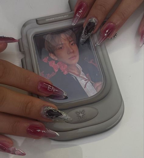 Enhypen Acrylic Nails, Nail Ideas Kpop, Kpop Nails Designs Enhypen, Kpop Nail Ideas, K Pop Nails Ateez, Kpop Nail Art Ateez, Enhypen Nails Ideas, New Jeans Inspired Nails Kpop, Enhypen Nails Designs