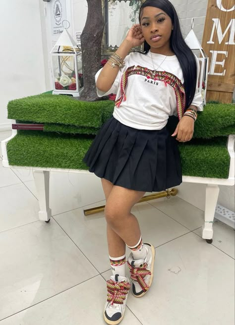 Lavin Outfit Girl, Outfit Ideas With Lanvin Sneakers, Black Lanvin Outfit, Lanvin Birthday Outfit, Concert Outfit Ideas Rod Wave, Cute Lanvin Outfits, Off White Womens Outfit, Chanel Shoes Outfit Black Women, Lavin Outfits