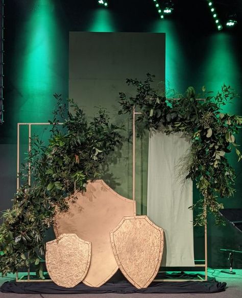 Conference Backdrop, Mormon Prom, Conference Decor, Green Wall Design, Conference Ideas, Baby Birthday Decorations, Womens Conference, Church Easter Decorations, Greenery Garland