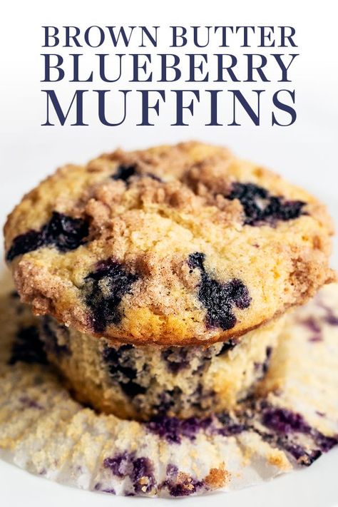 The BEST Brown Butter Blueberry Muffins are crazy moist, tender, fluffy, and flavorful. Topped with a homemade cinnamon streusel crumb topping for the best muffin top ever! Perfect breakfast or sweet snack. Easy to make! #blueberrymuffin #blueberrymuffinrecipe #bestmuffins #muffinrecipe Ultimate Cookie Recipe, Snack Easy, Cinnamon Streusel, Muffin Recipes Blueberry, Blueberry Recipes, Crumb Topping, Blueberry Muffins, Best Breakfast Recipes, Crumble Topping