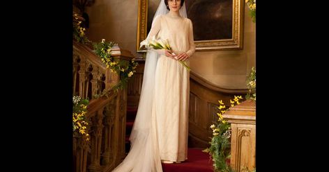 'Downton Abbey' wedding outfit cost over $200K Downton Abbey Wedding Dress, Downton Abbey Wedding Inspiration, Downton Abbey Wedding, Movie Wedding Dresses, Brendan Coyle, Movie Wedding, Lady Mary Crawley, Abbey Wedding, Tv Weddings