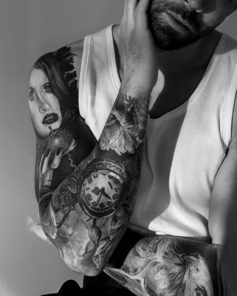 Daniel Simmons Tattoo, Daniel Simmons, Silver Tattoo, Full Leg Tattoos, Foot Tattoos, Leg Tattoos, Sleeve Tattoos, Apples, Portrait Tattoo