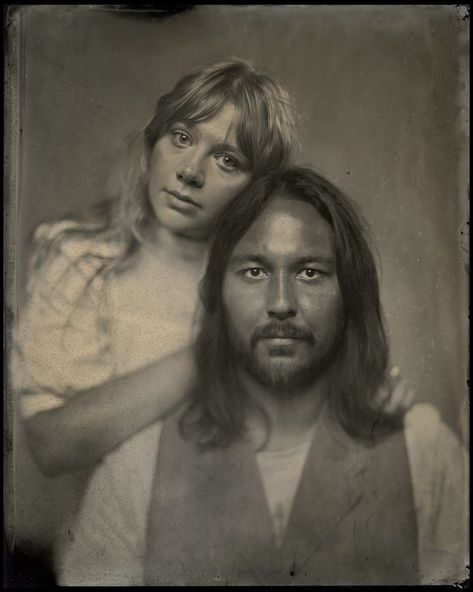 Original wet plate collodion, tintype portrait made in Lansing, Michigan. Alternative process photography by Steven Glynn. Historical Photography, Tintype Photos, Antique Photography, Draw Cute, Couples Portrait, Victorian Photos, Vintage Photoshoot, Portrait Cartoon, Engagement Portraits