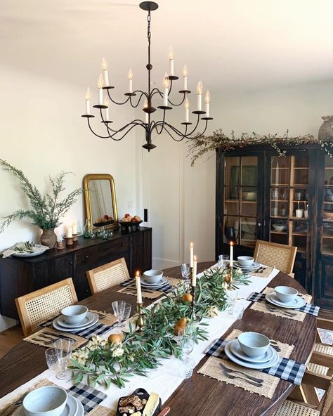 Amber Lewis on Instagram: “Merry Christmas Eve!!! I set the table for a photoshoot for @shoppeamberinteriors a few weeks ago..and that’s about as Christmassy as I got…” Amber Interiors Design, Curated Decor, Amber Lewis, Live Edge Coffee Table, Merry Christmas Eve, Set The Table, Vintage Side Table, Vintage Dining Chairs, Amber Interiors