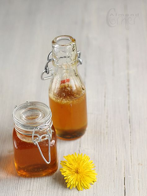 Dandelion Syrup, Easy Detox Drinks, Canning Vegetables, Foraging Recipes, Homemade Syrup, A Dandelion, Marinade Sauce, Easy Detox, Canning Recipes