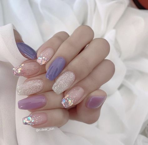 Mylar Nails, Neutral Nails Acrylic, Almond Acrylic Nails Designs, Pastel Nails Designs, Classy Nail Designs, Home 2023, Pretty Nail Designs, Really Cute Nails, Nail Art Wedding