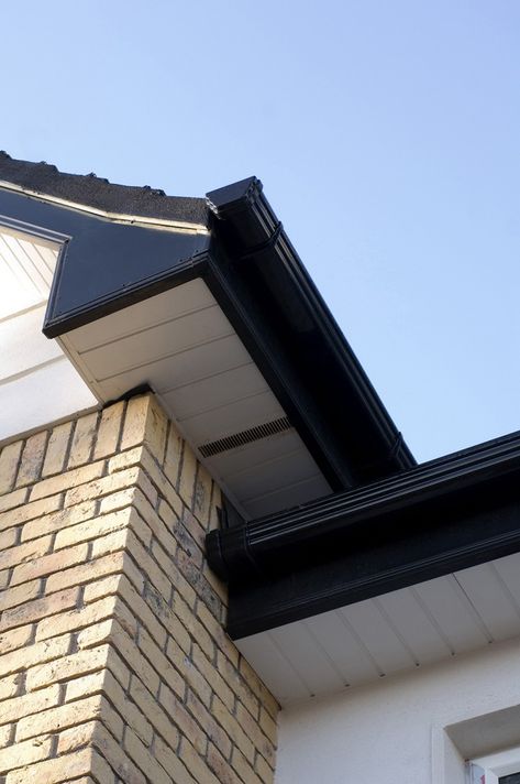 Fascia, soffit, roofline & cladding projects photo gallery Black Soffit, Gallery Design Ideas, Painting Gutters, Royal Building, Black Metal Roof, Board And Batten Exterior, White Exterior Houses, Home Styles Exterior, Lake Houses Exterior