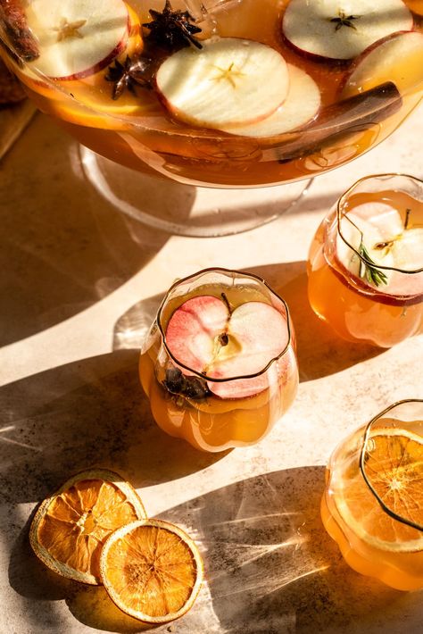 Apple Cider Prosecco Bourbon Punch - The G & M Kitchen Apple Cider Prosecco Bourbon Punch, Apple Cider Prosecco Punch, Cider Prosecco Cocktail, Fall Cocktails Aesthetic, Fall Mimosas, Apple Cider Aesthetic, Apple Cider Prosecco, Cider Aesthetic, Fall Mimosa