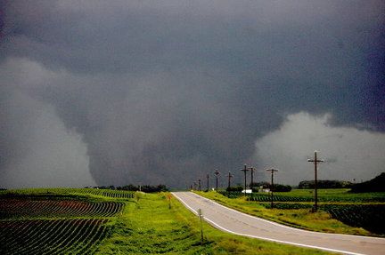 June 18, 2010: Wedge tornado west of Albert Lea, MN Big Tornado, Tornado Pictures, Tornado Alley, Storm Chasing, Wild Weather, Lightning Storm, Weather Photos, Weather And Climate, Sky Photos