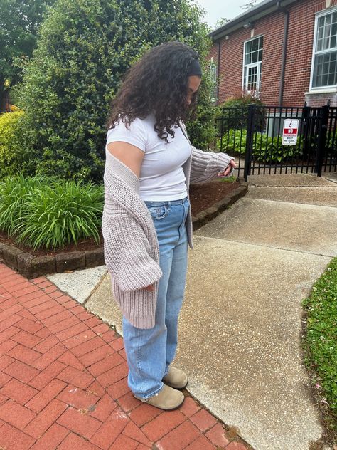 Summer Outfits Bostons, Gloomy Summer Day Outfit, Birkenstock Outfit Fall Clog, Boston Clogs Outfit Black Women, Outfits With Clogs Summer, Birkenstock Clogs Outfit Black Women, Boston Clog Outfits, Boston Clogs Outfit Summer, Boston Birks Outfit