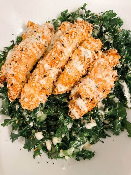 Chicken Kale Salad, Low Carb Day, Kale Chicken Salad, Chicken Kale, Massaged Kale, Blue Chicken, Faster Way To Fat Loss, Primal Kitchen, Tender Chicken Breast