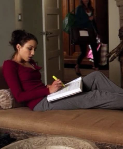 Spencer Hastings, How To Study, Romanticizing School, Academic Motivation, Academic Validation, Study Motivation Inspiration, Study Inspo, Studying Inspo, Junior Year