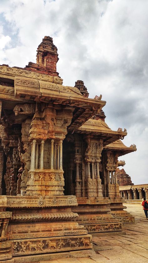 .Vittala Temple is known for the musical pillars.  .When hit with the sandalwood sticks, they produced rhythmic sounds. . . . . #hampi #hampitourism #hampifocus #hampitemple #hampiindia #hampiphotography #hampidairies #hampikarnataka #karnataka #karnatakatourism #karnataka_ig #maharashtraig #breathtrekking Hampi Aesthetic, Karnataka Aesthetic, Hampi Temple, Dravidian Architecture, Indian Arch, Hampi India, Indian States, Casual Tees Women, India Architecture