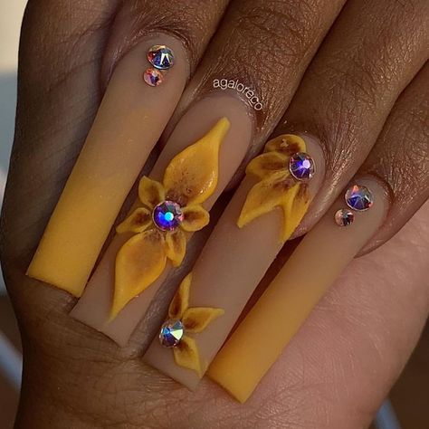 3d Sunflower Nails, 3d Flower Nails Acrylics, Xv Nails, Makeup And Hairstyles, 3d Sunflower, Nails For Summer, Fall Acrylic, Brown Acrylic Nails, Summer Acrylic