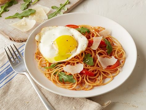 Little Chefs' Mother's Day Specials | Barilla Spaghetti And Eggs, Barilla Recipes, Barilla Pasta, 5 Ingredient Dinners, Filled Pasta, Italian Recipe, Pasta Pasta, Pasta Sauces, Italian Recipes Authentic