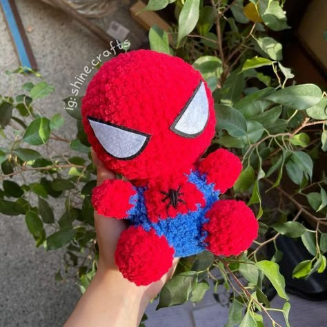 Spider Man Crochet Plush, Spidey And His Amazing Friends Crochet, Crochet Spiderman Plush, Spiderman Crochet Plushie, Spiderman Amigurumi Pattern Free, Crochet Spiderman Free Pattern, Spiderman Crochet Pattern Free, Crochet Avengers, Spiderman Crochet Pattern