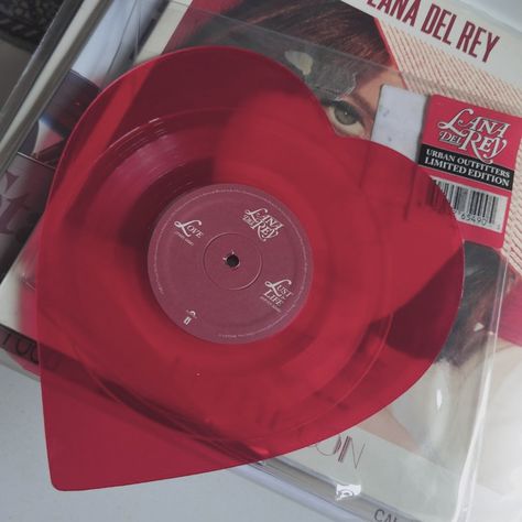 Rare Lana Del Rey, Vinyl Aesthetic, Lana Del Rey Love, Lana Del Rey Vinyl, I See Red, Red Vinyl, Lust For Life, Love And Lust, Red Aesthetic