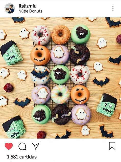 Vegan Cute Donuts Ideas for Halloween Fall Donuts Ideas, Halloween Doughnuts Ideas, Halloween Donuts Ideas, Donut Halloween, Donuts Ideas, Fall Donuts, Halloween Themed Snacks, Donut Ideas, Postres Halloween