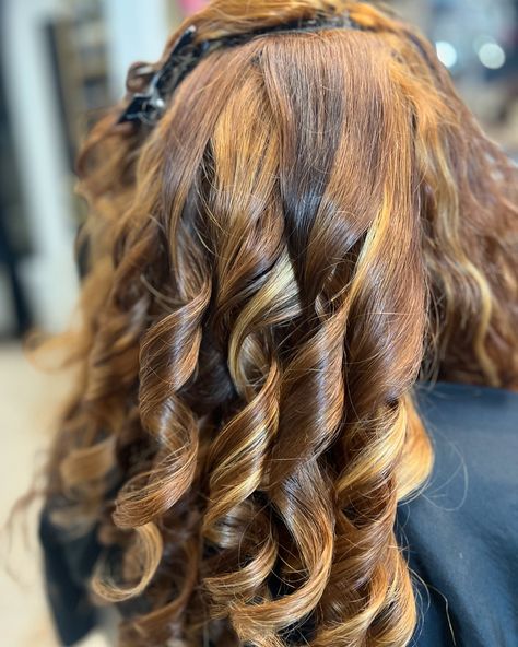 Raw Indian Wavy hair extensions are very easy to customize. Get summer ready!🏖️ You can lift color to 613 if you desire. Flash Sale extended until 5-29-24. Get 10% off plus fee shipping. Live Life Glamorously with Bundles and Drops of Glam. #summersale #rawhairextensions #nontoxichaircare Indian Wavy Hair, Get Summer Ready, Wavy Hair Extensions, Summer Ready, Flash Sale, Wavy Hair, Summer Sale, Live Life, Hair Extensions