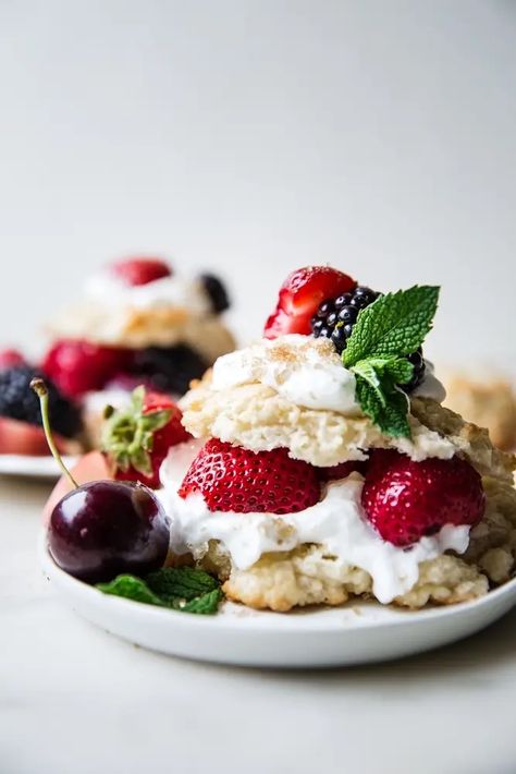 Warm from the sun and bursting with crimson juice, fresh berries embody summer more than anything else. Celebrate their ripe perfection with this simple, classic mixed berry shortcake. Mixed Berry Shortcake, Best Picnic Food Ideas, Picnic Food Ideas, Berry Shortcake, The Modern Proper, Modern Proper, Berry Picking, Picnic Food, Scone Recipe