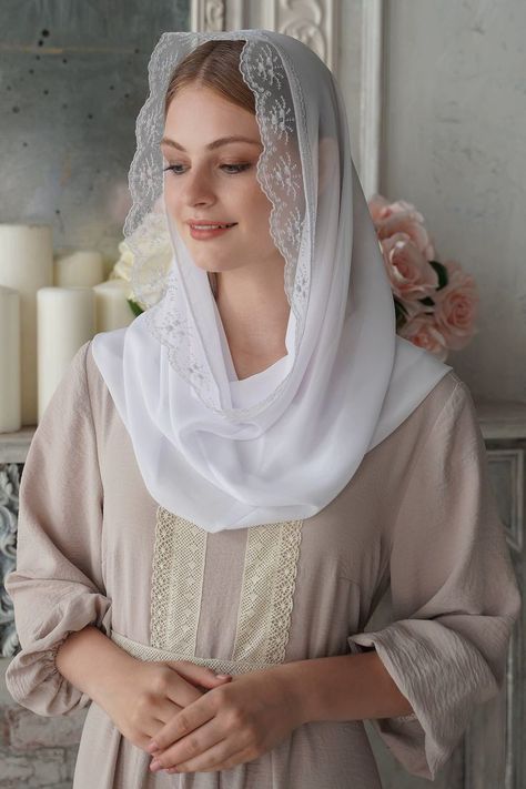 Mass Outfit, Christian Veils, Christian Modesty, Girls Veiled, Church Outfit Ideas, Christian Head Covering, Catholic Veil, Lace Cathedral Veil, Bollywood Designer Sarees